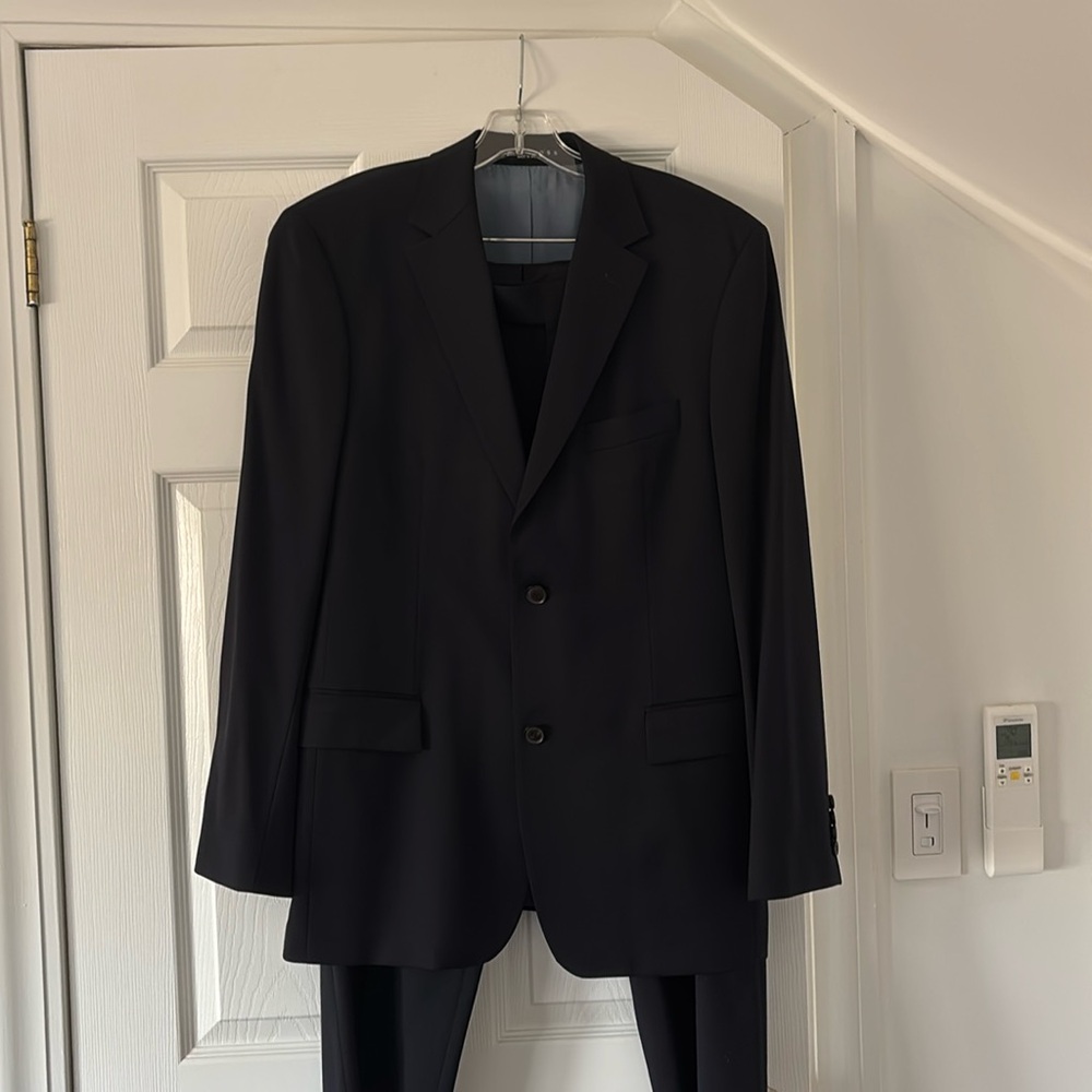 Navy Hugo Boss suit 40R